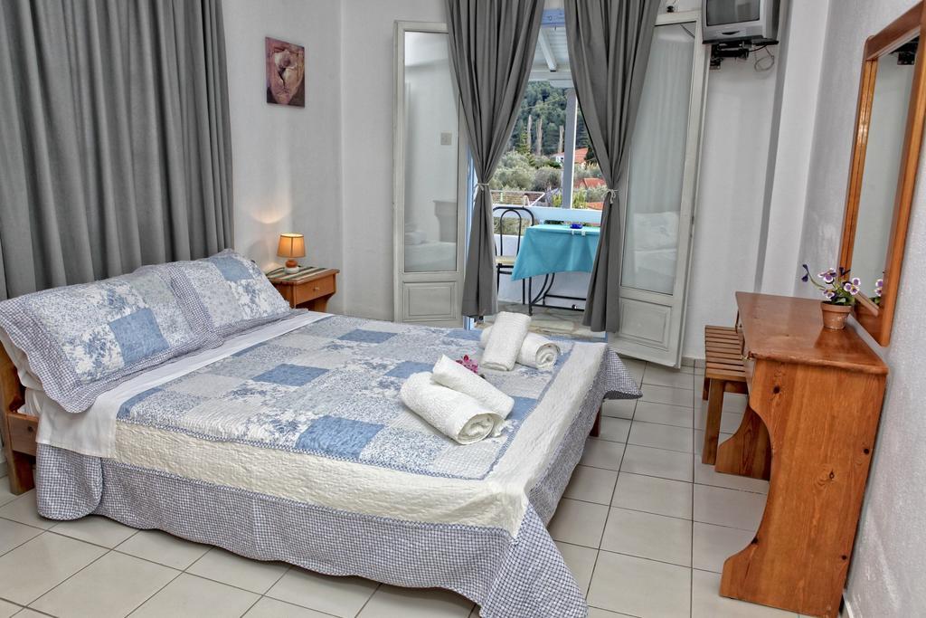 Panormos  Anastasia Studios & Apartments מראה חיצוני תמונה